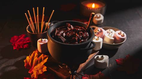 Witches Cauldron Chocolate Dipping Pot With Ghost Marshmallows Recipe ...