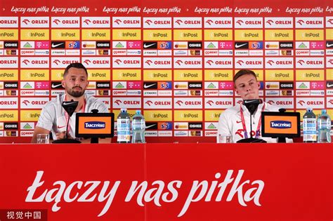 高清图：世界杯C组第3轮前瞻 波兰队召开发布会-搜狐大视野-搜狐新闻