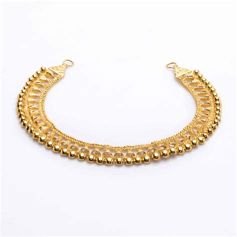 Buy Modern Minimalist Design Gold Choker Necklace Set Online | Modern ...