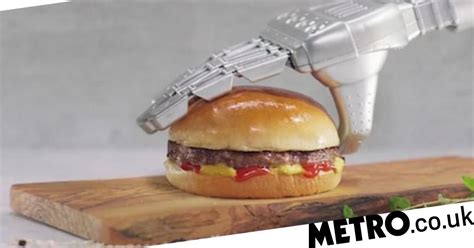 Robot Cooking Burger 的图像结果