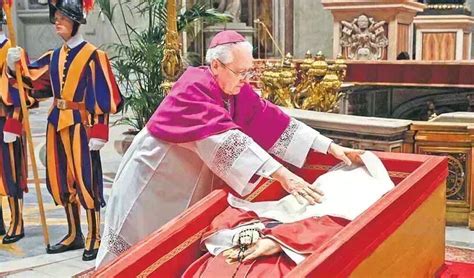 Pope Francis Funeral Rites: వాటికన్‌ సిటీలో సాదాసీదాగా పోప్‌ ఫ్రాన్సిస్ ...