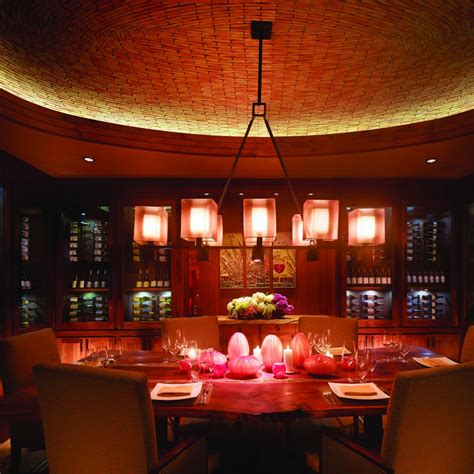 Restaurant Dining Room 的图像结果