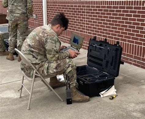 Army Explosive Ordnance Disposal Soldiers train to field new robots on ...
