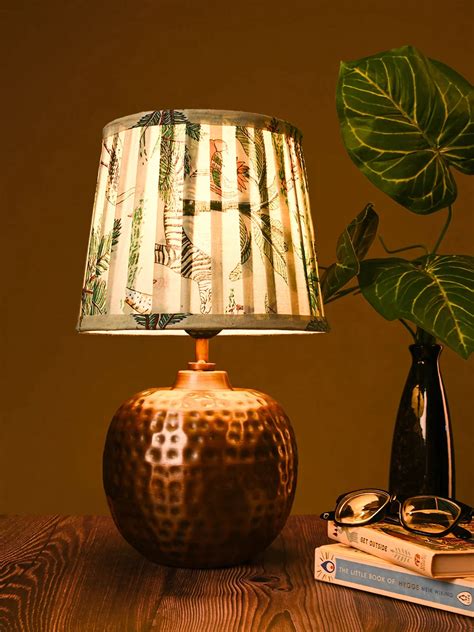 Get Copper Hammered Pot Lamp with Green Shade - Shop Now – Green Girgit