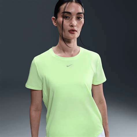 Yellow Cold Weather. Nike.com