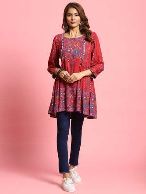 Buy Shree Women Rayon Maroon Floral Print Tunic Online