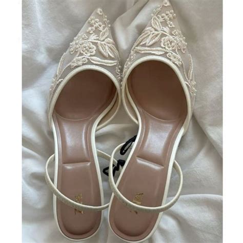 Fashionable & Trendy Clothing – Tops, Dresses & Heels | Femi9byas