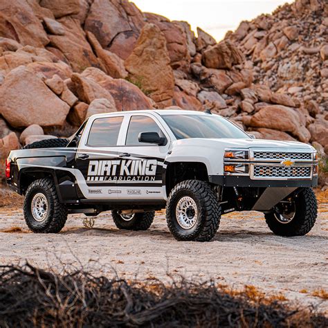 2016 Chevy Silverado 1500 – Dirt King