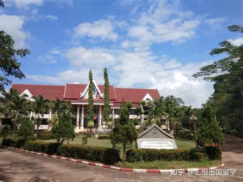 我校举行2013年老挝留学生开学典礼-欢迎访问普洱学院