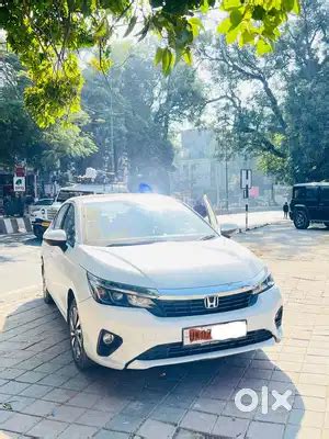 Honda City 2023 Petrol Well Maintained - Cars in Krishna Nagar ...