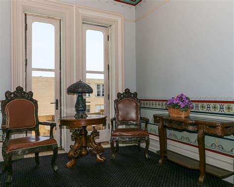 Behr's Funeral Home | Dubuque, IA Funeral Home & Cremation