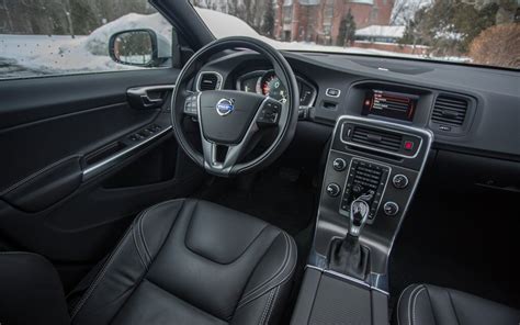 Photos Volvo S60 2016 - 1/6 - Guide Auto