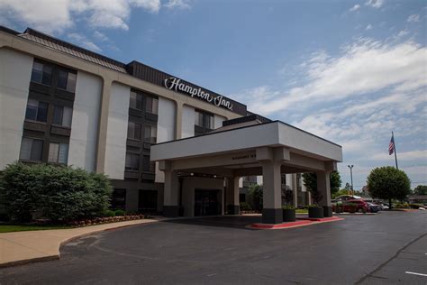 HAMPTON INN BENTONVILLE/ROGERS - Hotel Reviews, Photos, Rate Comparison ...