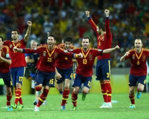 最强合影之西班牙:4张经典 王朝就在我们面前(图)_国际足球-西班牙_新浪竞技风暴_新浪网