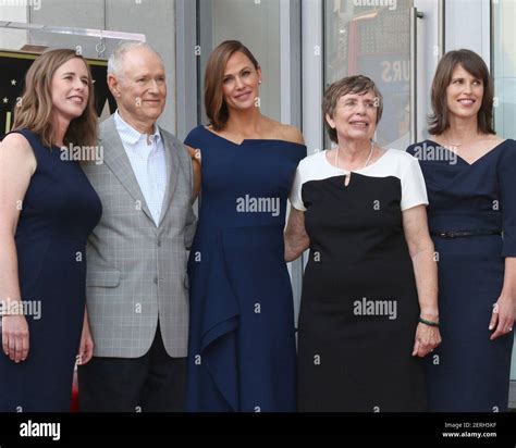LOS ANGELES - AUG 20: Susannah Carpenter, Bill Garner, Jennifer Garner ...