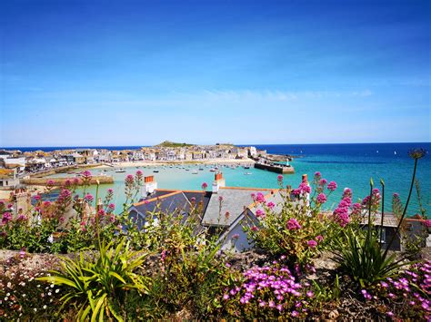 The harbour, St Ives, Cornwall, UK on a perfect summer's day. : r/europe