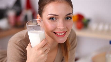 kya kacha dudh apki health ke liye accha hai, क्चचा दूध सेहत के लिए ...