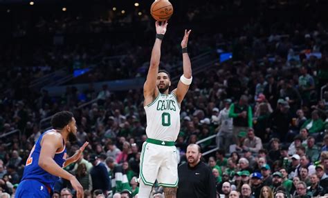 Knicks vs Celtics Prediction, Picks and Odds for NBA Semifinals Game 2