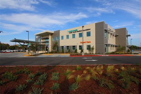 Sutter Gould Turlock Medical Office Building - CT Brayton & Sons, Inc. General Contractors and ...