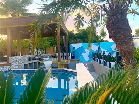 AQUA MARINA BEACH CLUB (Rincon) - Inn Reviews, Photos, Rate Comparison ...