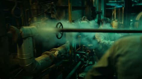 The Railway Men Review: A Tragic Indian Chapter Derailed by Artificial ...