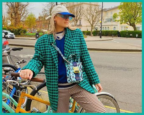 Sale 90's fashion websites Deals