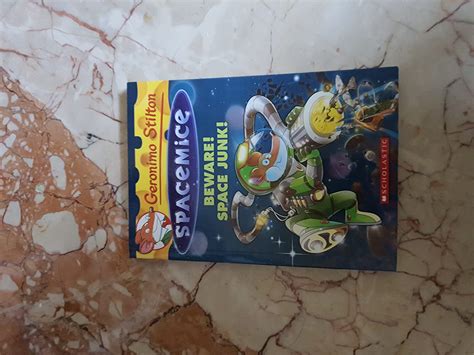 Geronimo Stilton Spacemice #7: Beware! Space Junk! : Geronimo Stilton ...
