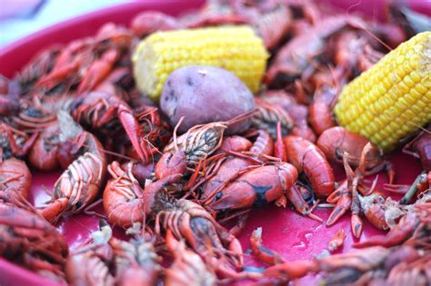 Typewriter Rodeo: An Ode to Crawfish Season | Texas Standard