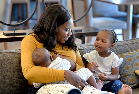 Mom Breastfeeding 14 Yearold