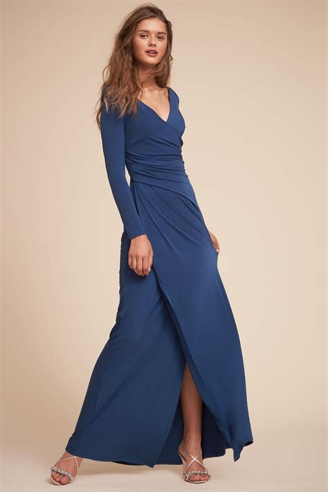 50 Elegant Wedding Guest Long Dresses Ideas With Long Sleeves 03 ...