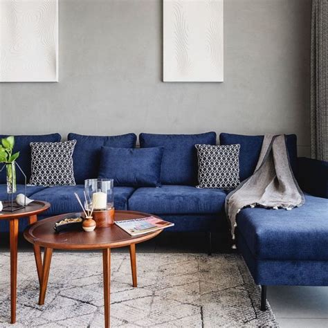 This stylish Surat apartment boasts an enviable collection of art ...