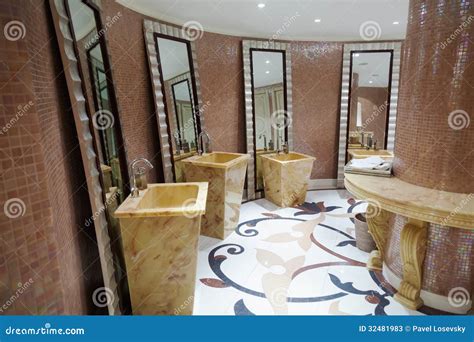 Washroom 的图像结果