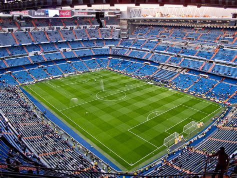 Archivo:Estadio Santiago Bernabéu - 02.jpg - Wikipedia, la enciclopedia ...