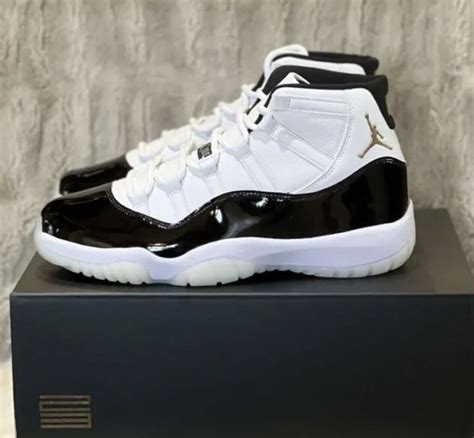 11s jordans black and white hot sale