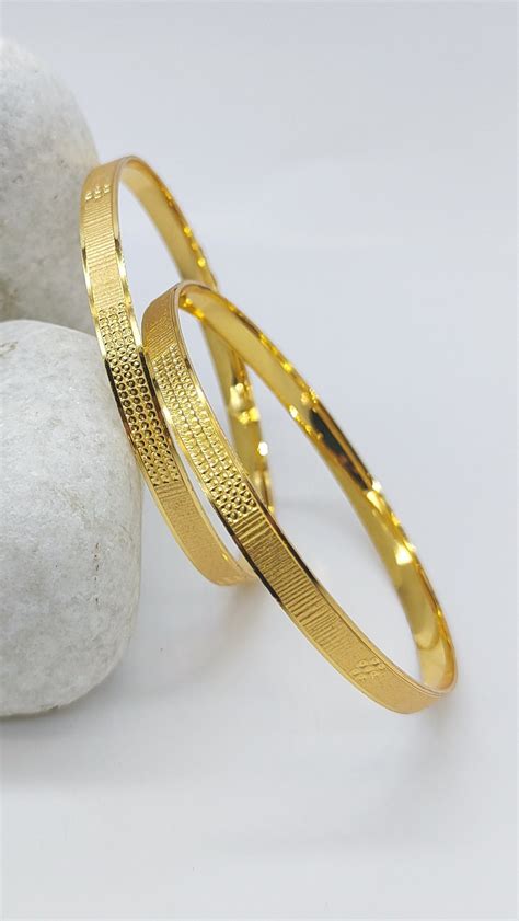 Gold Plated Bangle – Shrayathi