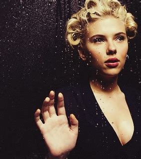 beautiful, hand, photograph and picture - image #448309 on Favim.com