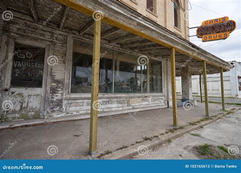 Abandoned Building San Diego Texas Editorial Stock Photo - Image of ...