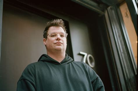 CARRTOONS • Red Light Management