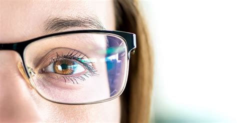 Bifocals, Trifocals, and Progressive Lenses: Understanding the Differences