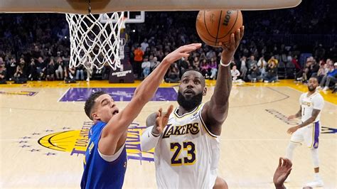 LeBron James extends NBA career scoring record with 40,000 point | wqad.com