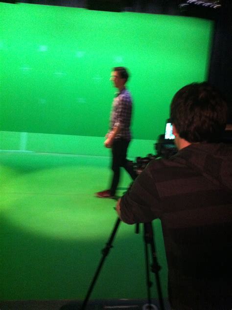 Filming Using a Green Screen Tips 的图像结果