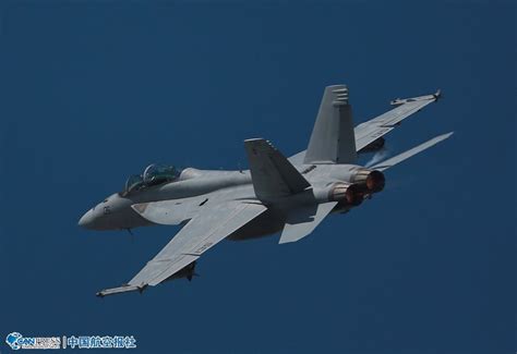 F18大黄蜂战机摄影图__军事武器_现代科技_摄影图库_昵图网nipic.com