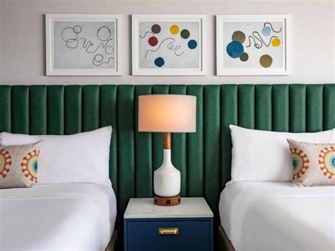 Royal Sonesta Chicago Downtown: A frontrow river view and urban comfort ...