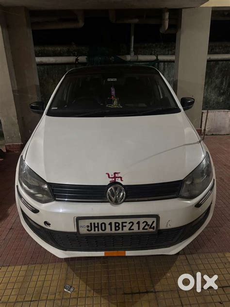 Volkswagen Polo Petrol Well Maintained - Cars - 1820745003