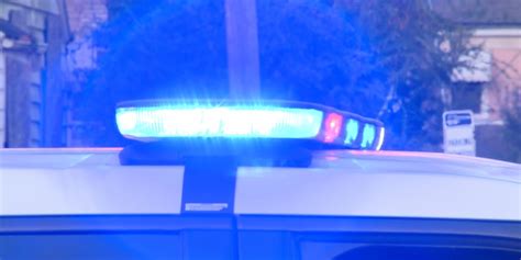 Arrestan a los padres de un bebé que fue hallado con más de 30 huesos rotos