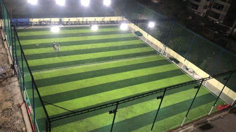 Find & Book Top Sports Venues in Surat | Playspots