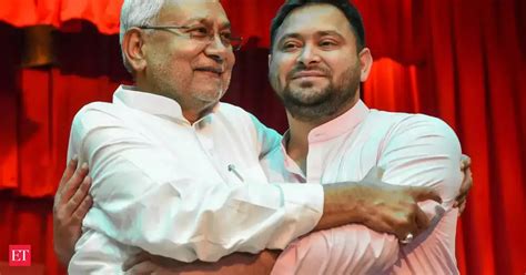 Nitish Kumar meme: This meme on Nitish Kumar and Lalu Prasad is a ...