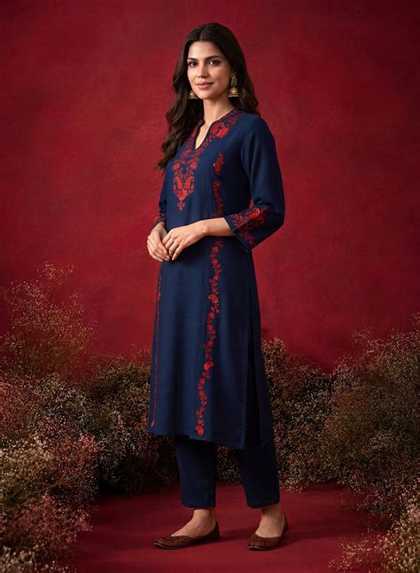 Shop Stylish Cotton Kurta Sets for Women Online | Lakshita