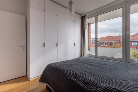 Vivint vs ADT: In-Depth Home Security Systems Review