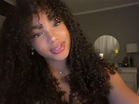 Curly Hair Latina, Hairdos For Curly Hair, Curled Hairstyles, 3b Curly Hair, Natural Hair Styles ...